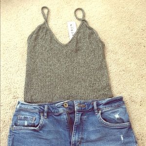 NWT BRANDY MELVILLE CROPPED GREY TANK
